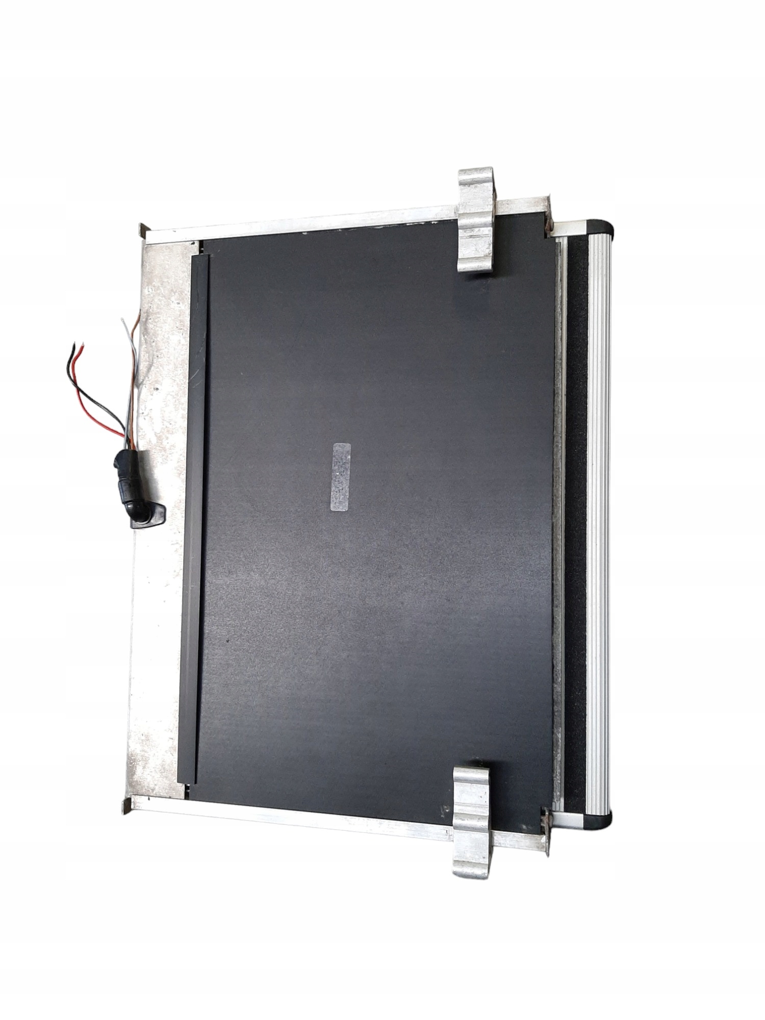 15834064060_1.jpg 15834064060