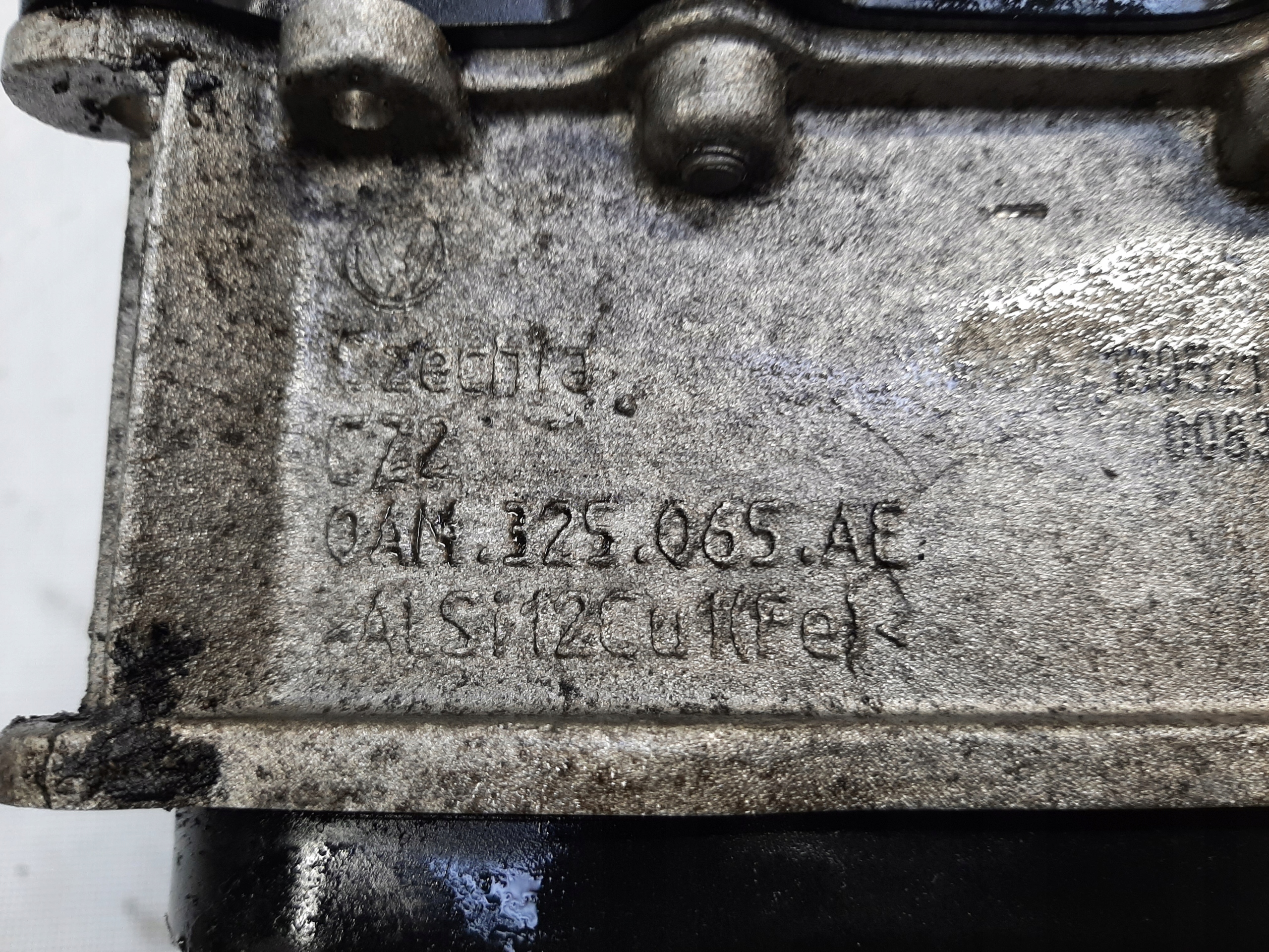 15848413787